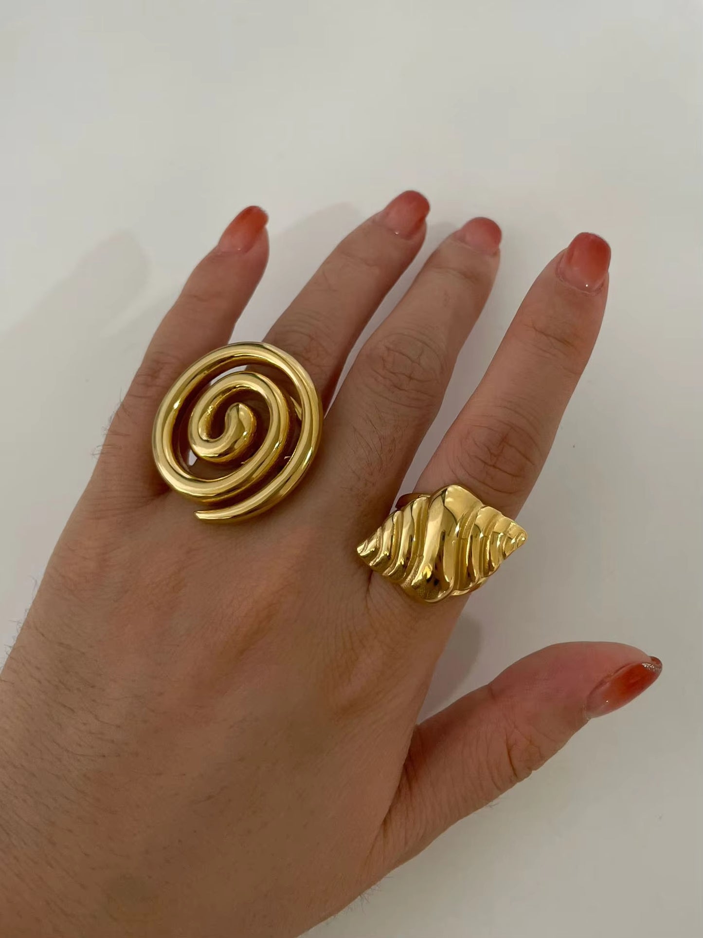 Peri'sbox Stainless Steel Conch Croissant Glossy Spiral Hollow Chunky Open Rings for Women